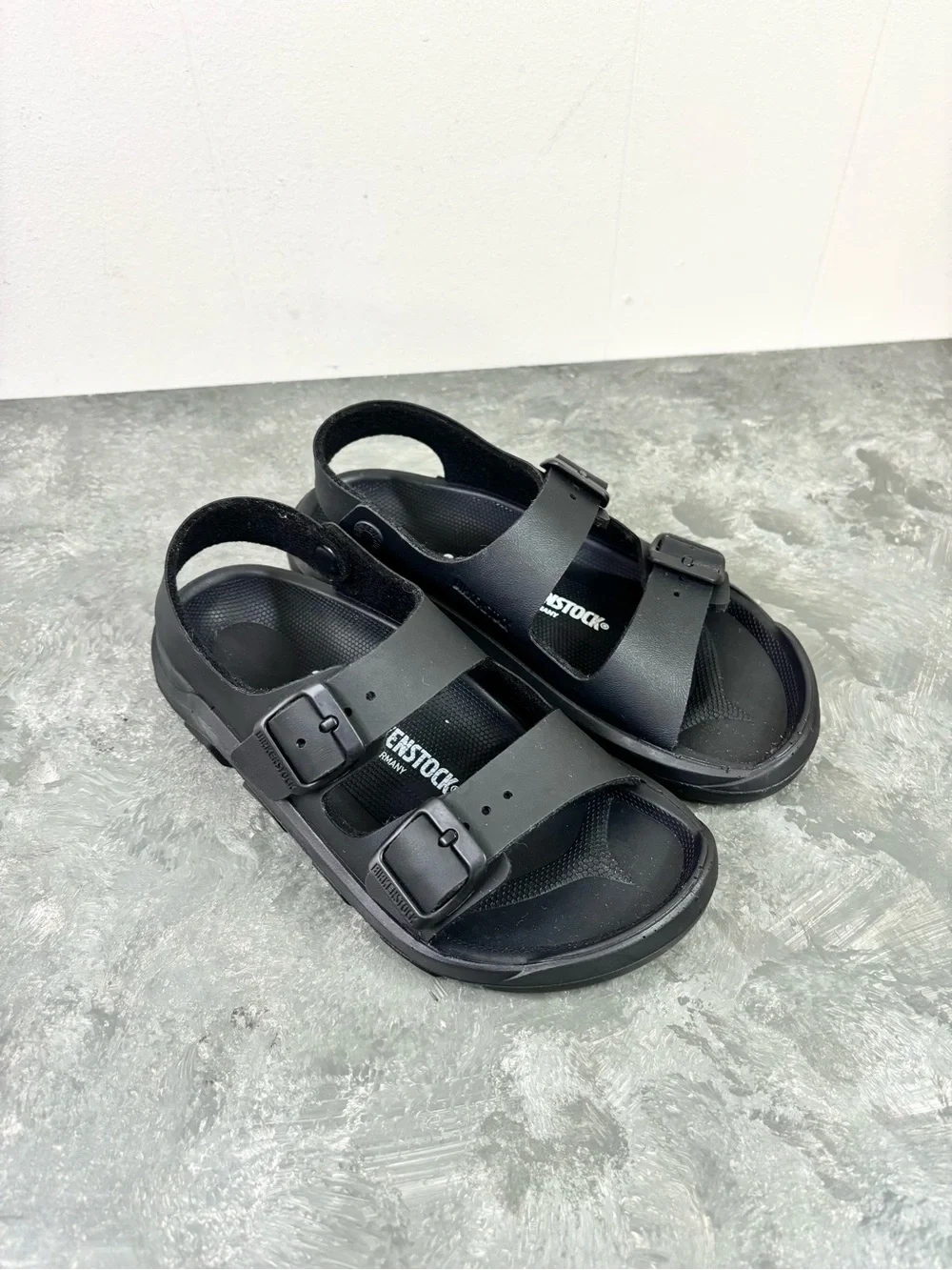 Birkenstock Mogami HL Birko-Flor black two strap sandals size 13 new kids unisex